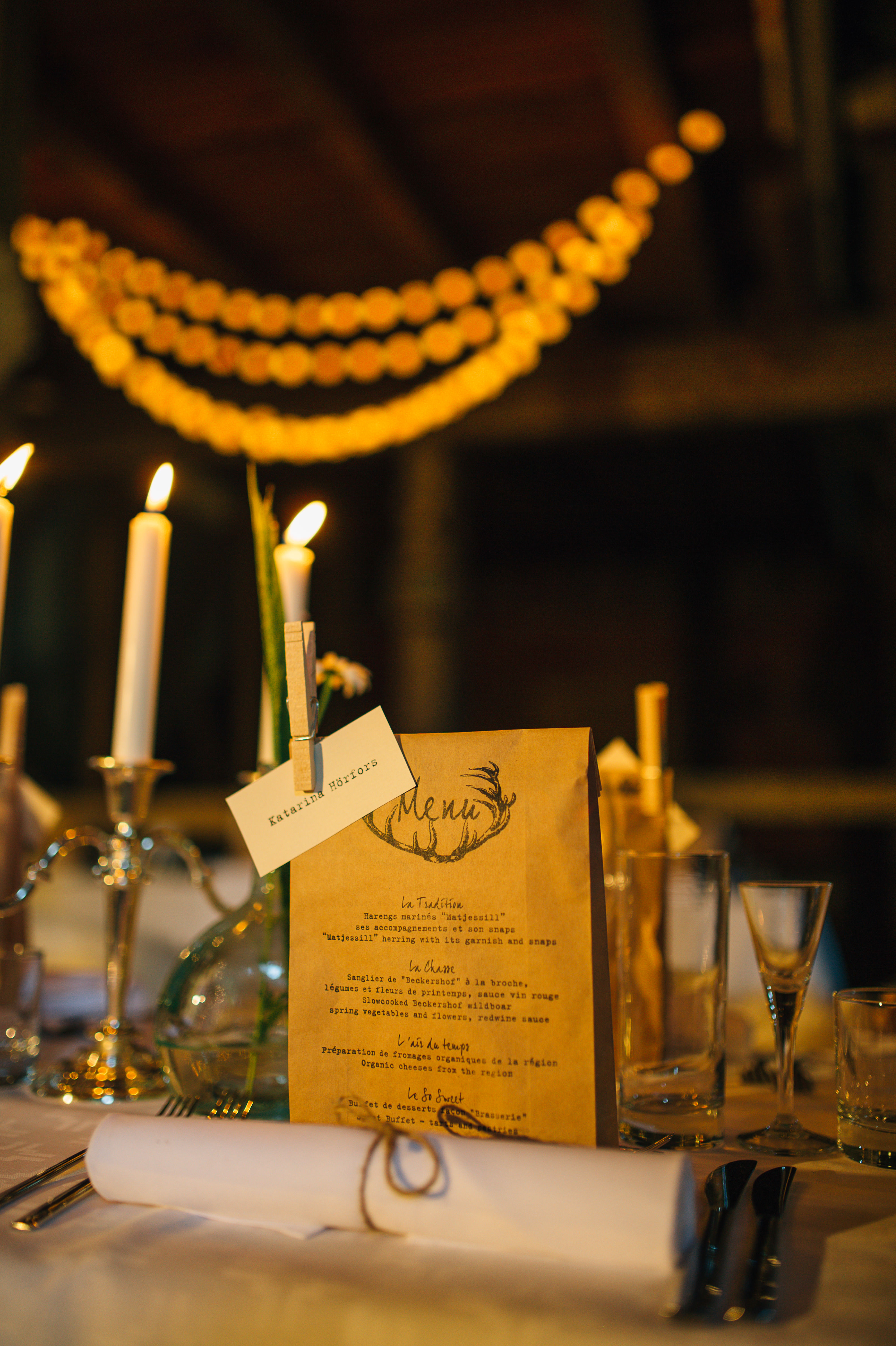 Guests enjoying the barn wedding celebration at Beckershof