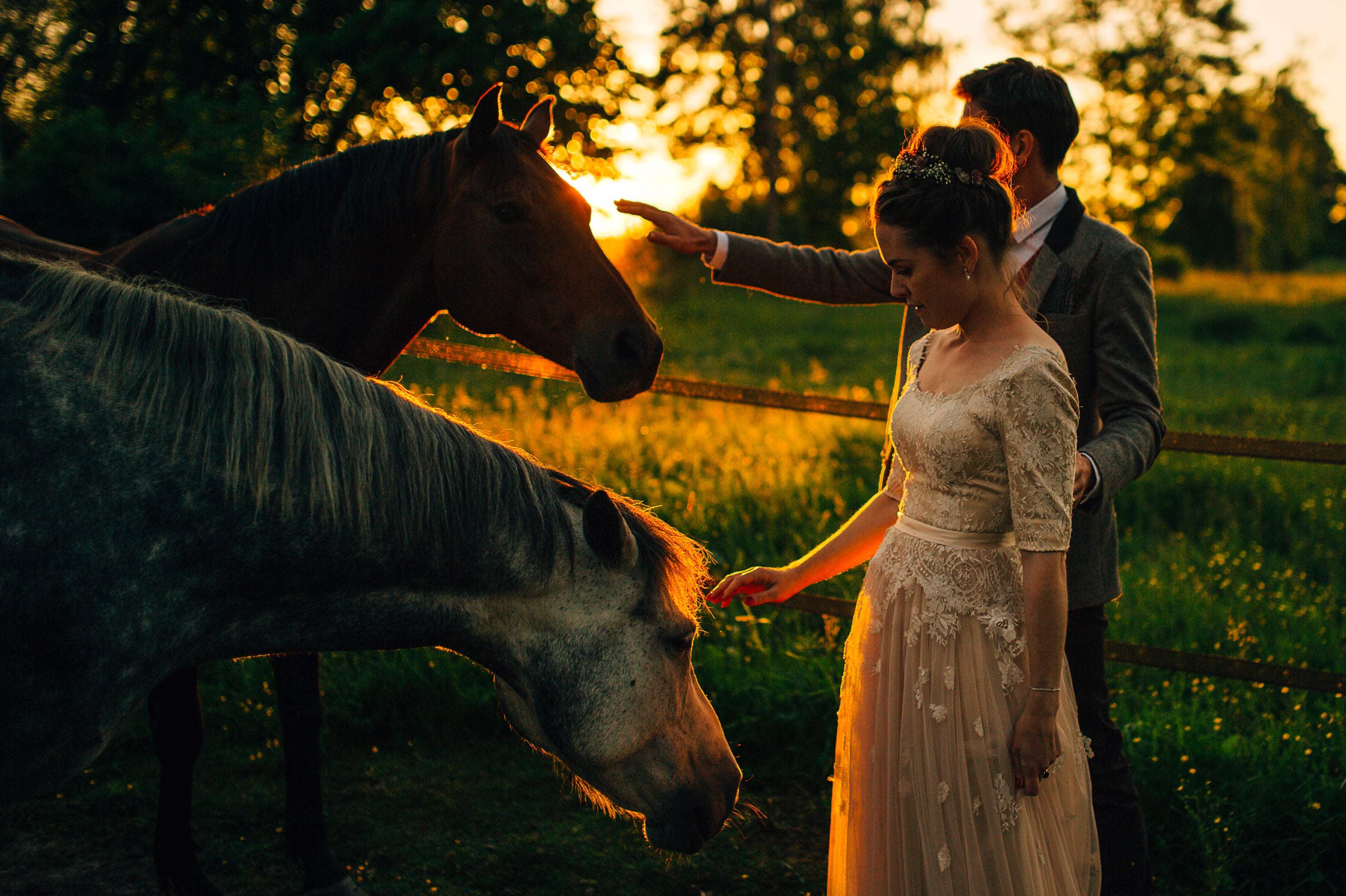 Erika and Romain, a barn wedding at Beckershof