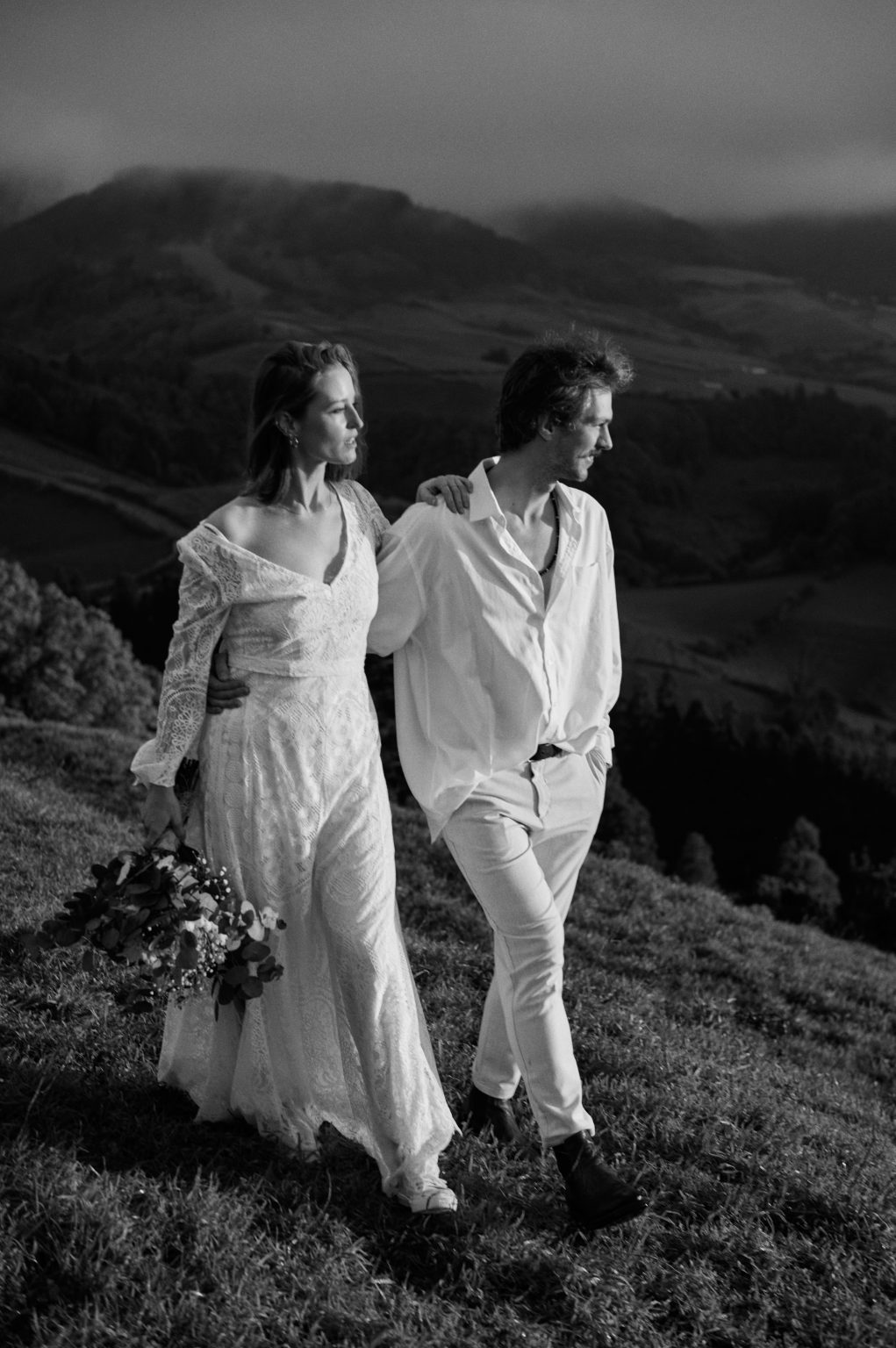 Kasia and Kostek on a ridgeline above the fields of São Miguel