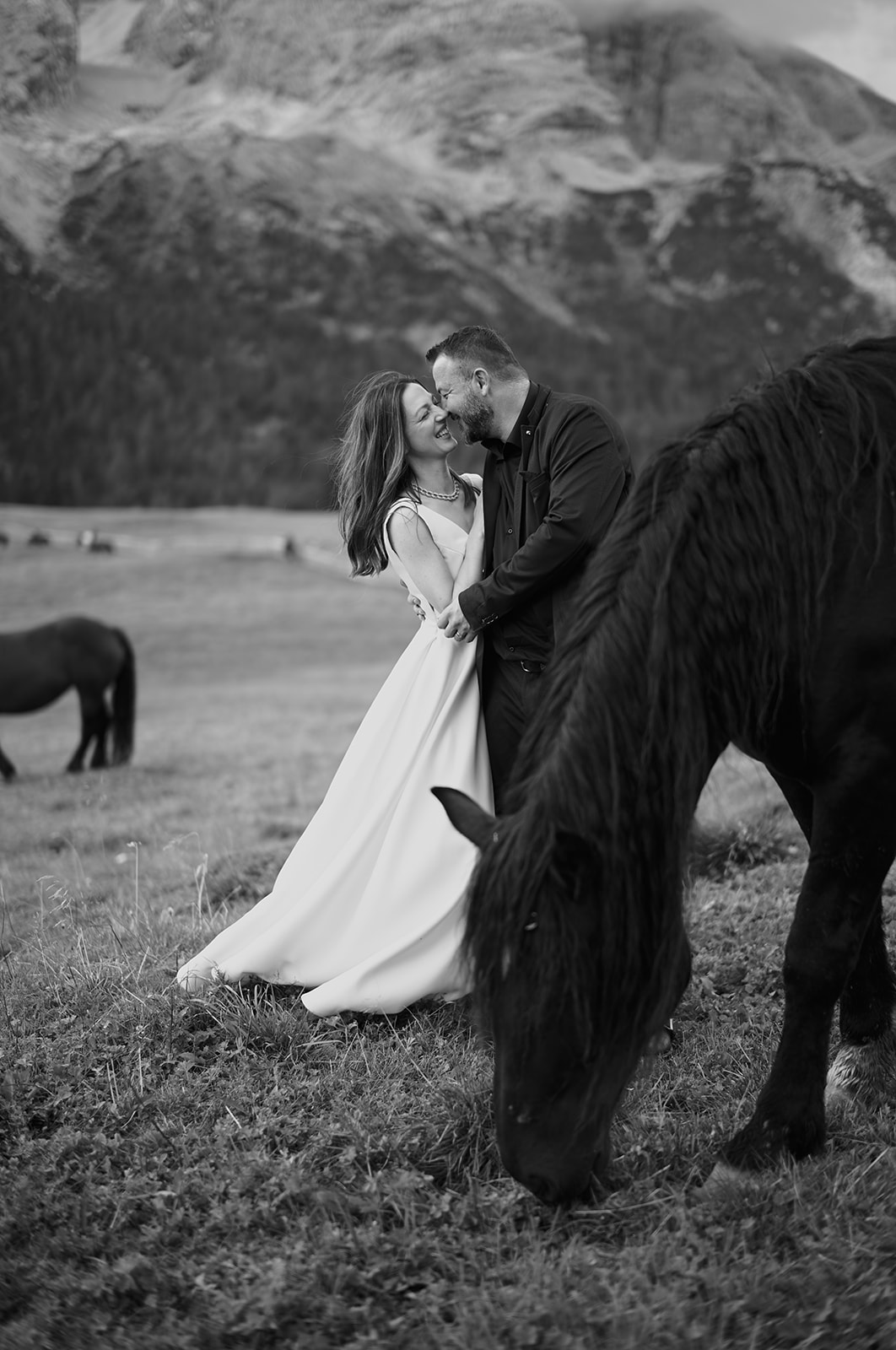 Dolomites wedding photographs with horses at Prato Piazza