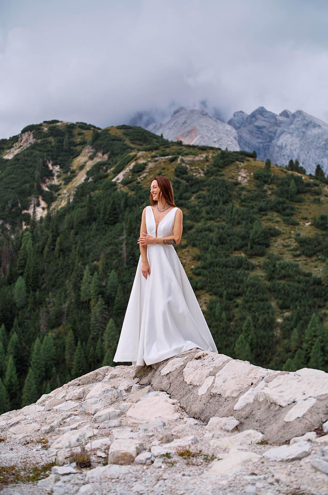 Champagne celebration at Prato Piazza, Dolomites wedding