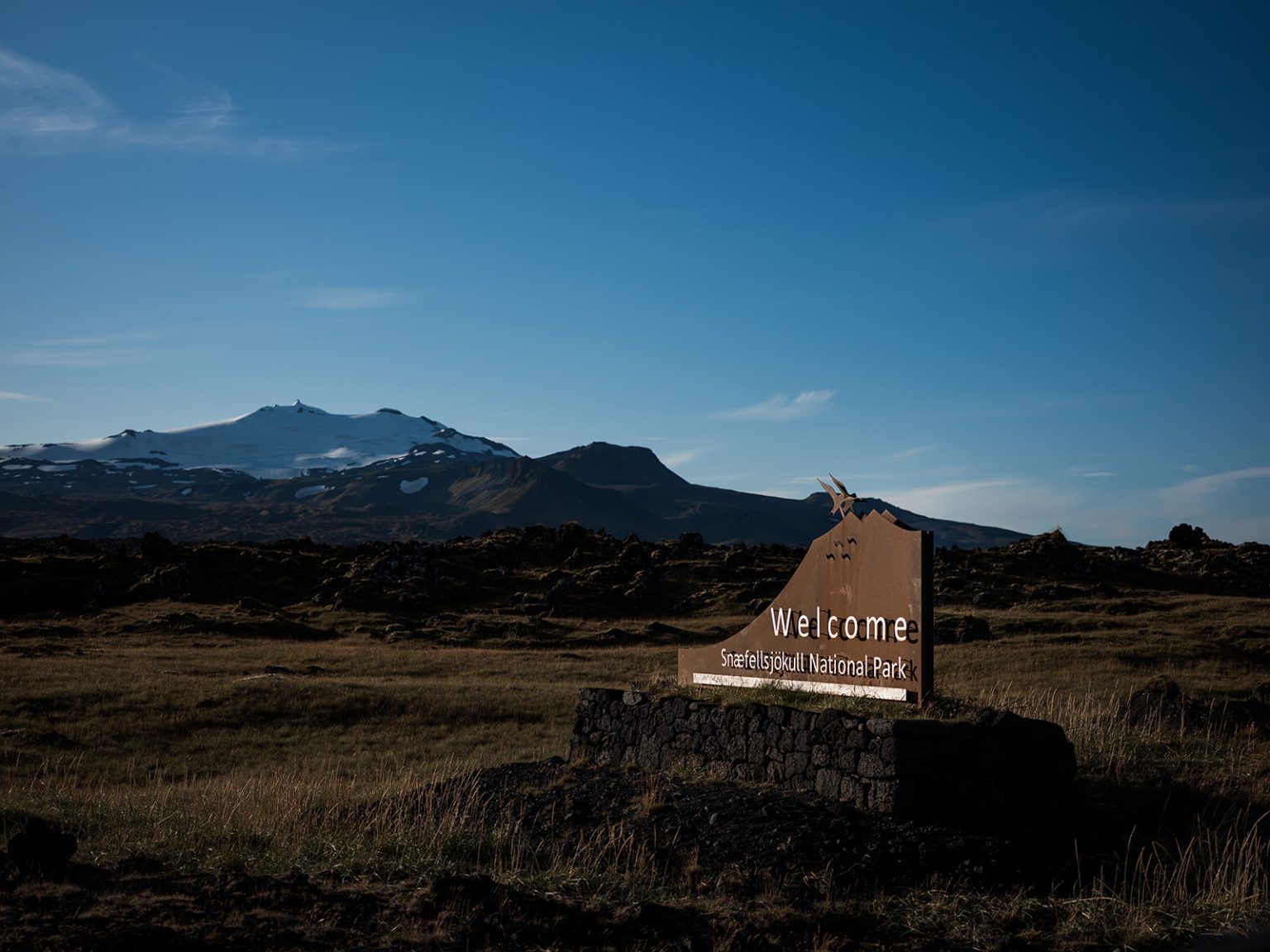 Hótel Búðir and the mountains of Snæfellsnes, Iceland