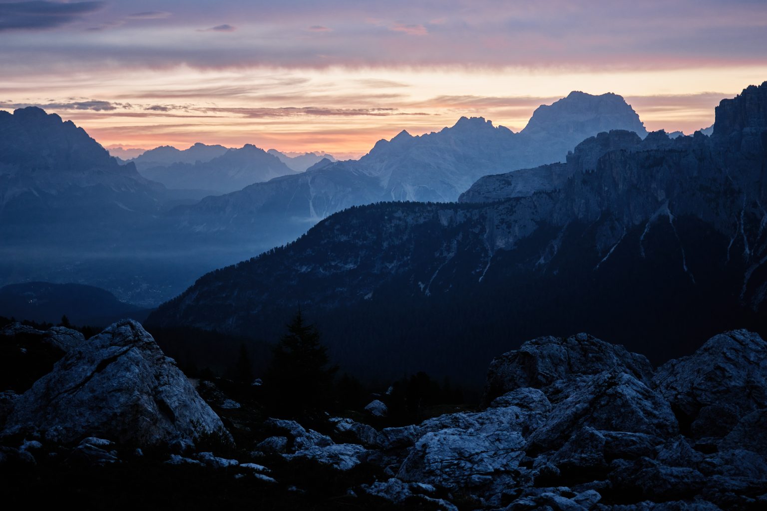 Sunrise over Passo Giau on the morning of Lilly and Vic's Dolomites elopement