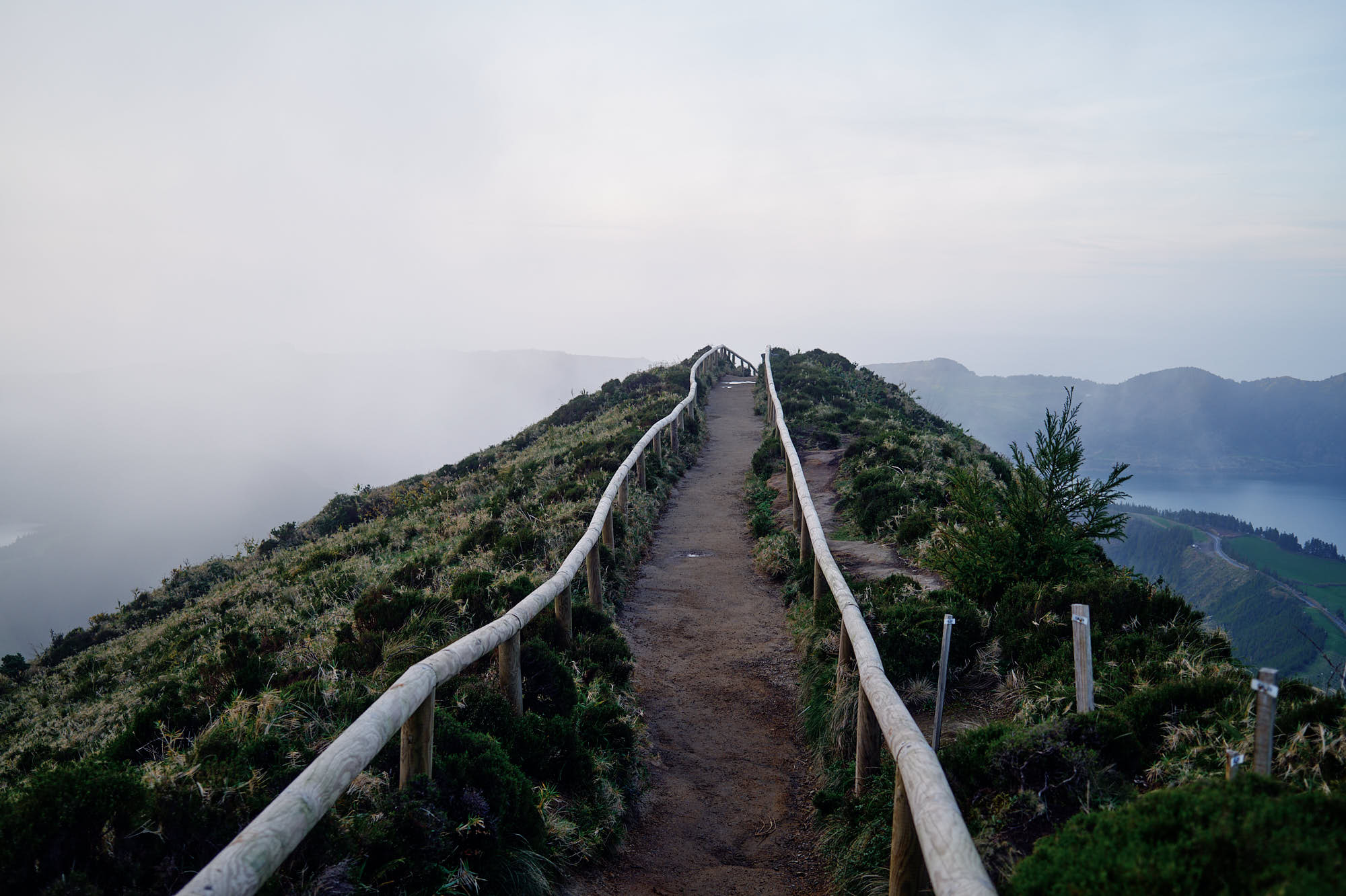 A boardwalk path along a ridge above Sete Cidades