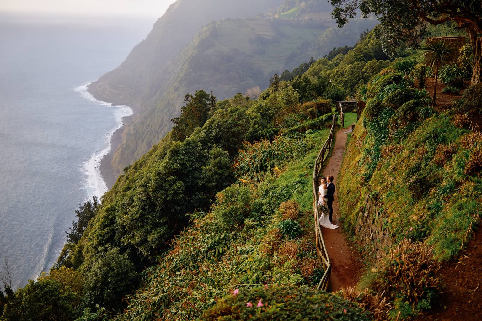 Green sea cliffs on São Miguel