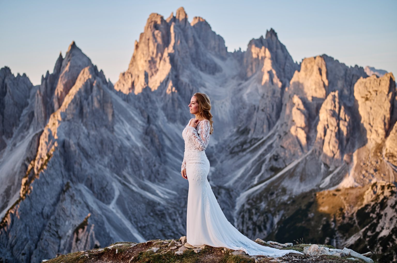 Bride with her veil below the peaks, Tre Cime di Lavaredo