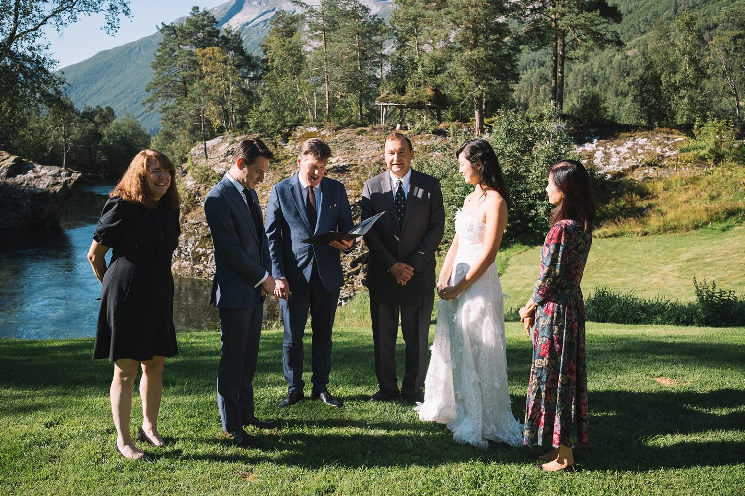 The outdoor wedding ceremony by the river at Juvet, Norway