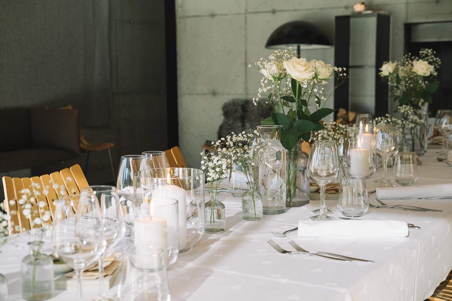 The dinner table set in the Juvet dining room, Norway wedding