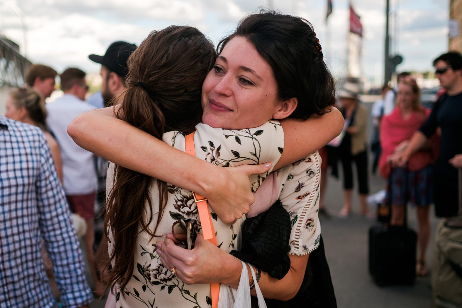 Guests saying goodbye on the quay in Stockholm
