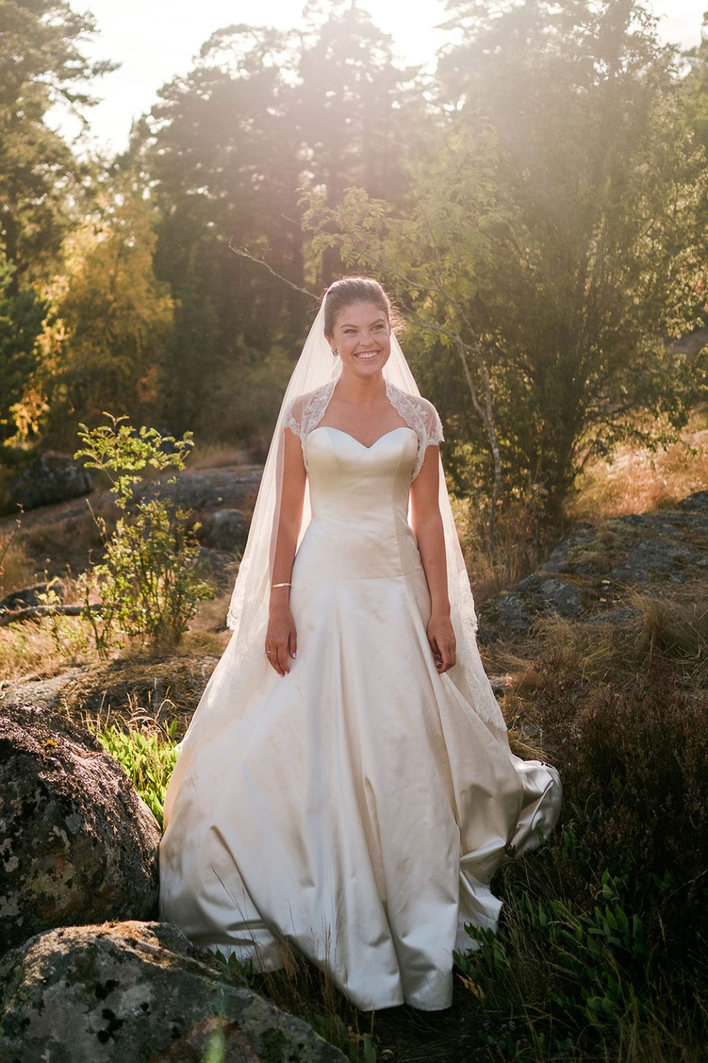 Bride portrait in the evening light