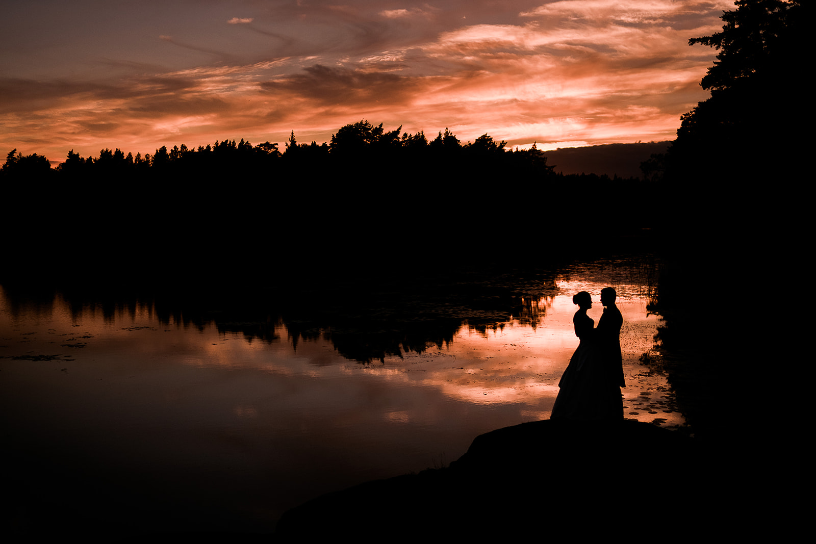Caroline & Freddie — A Summer in the Archipelago