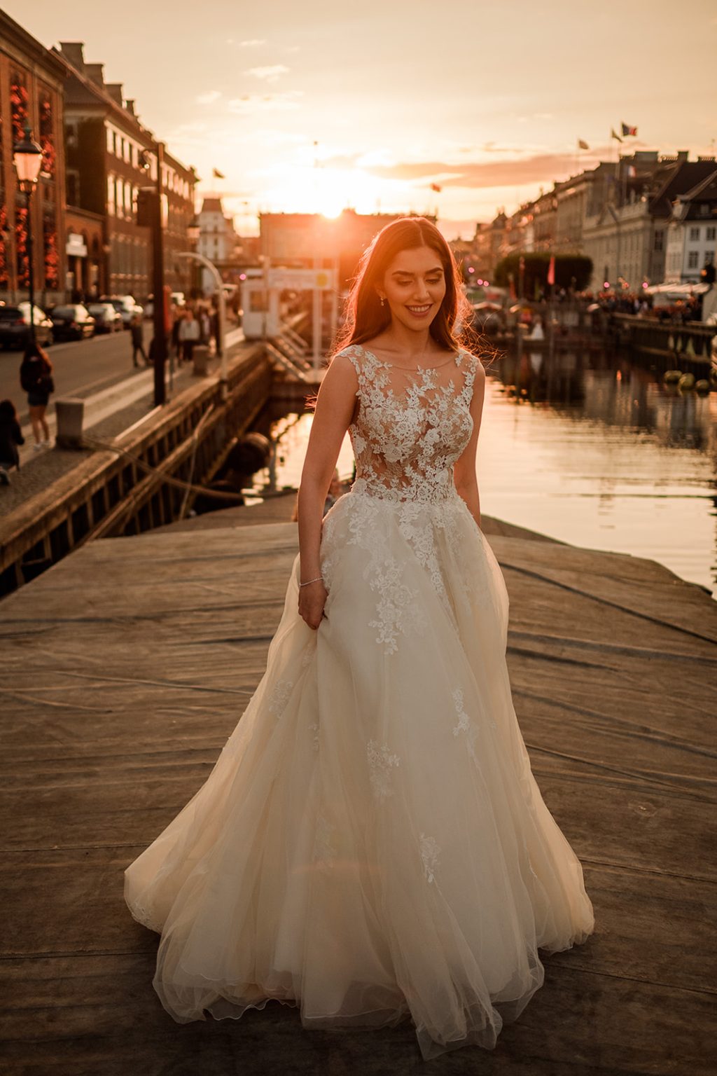 Bride at Nyhavn in the evening light