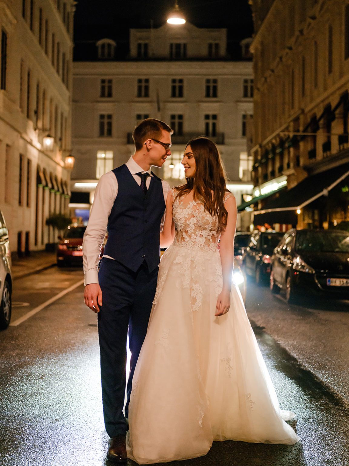 Bride and groom at night in Copenhagen