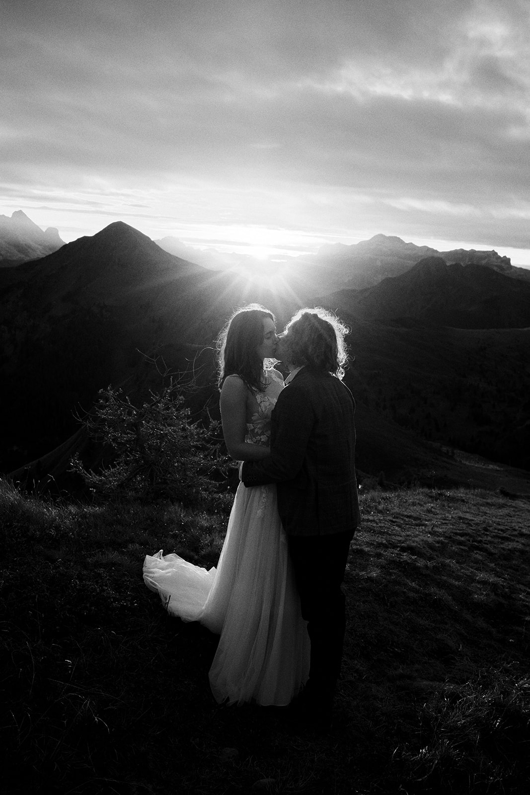Yuliia and Gunnar in the Dolomites at sunset