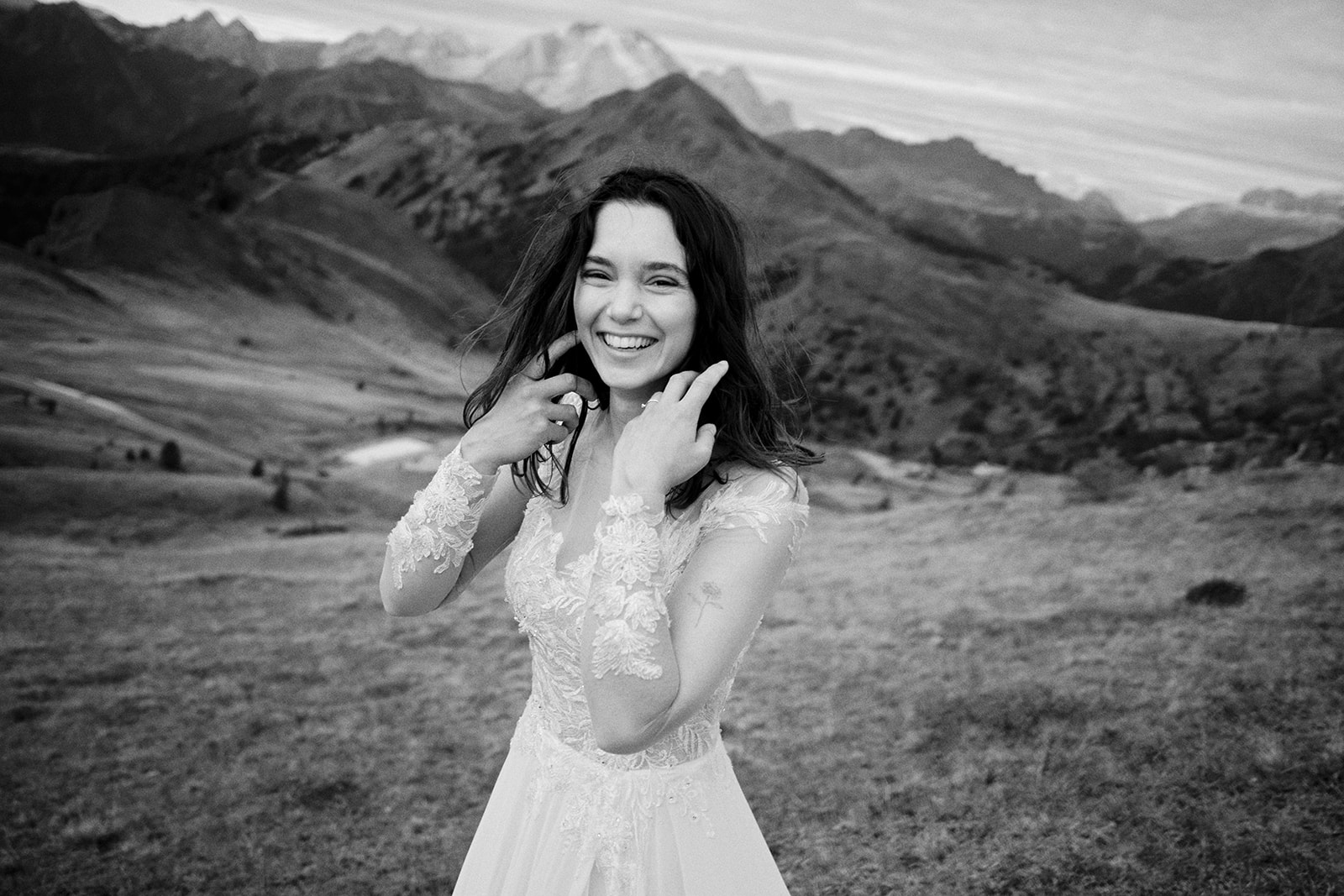 Eloping couple at Passo Giau in the Dolomites