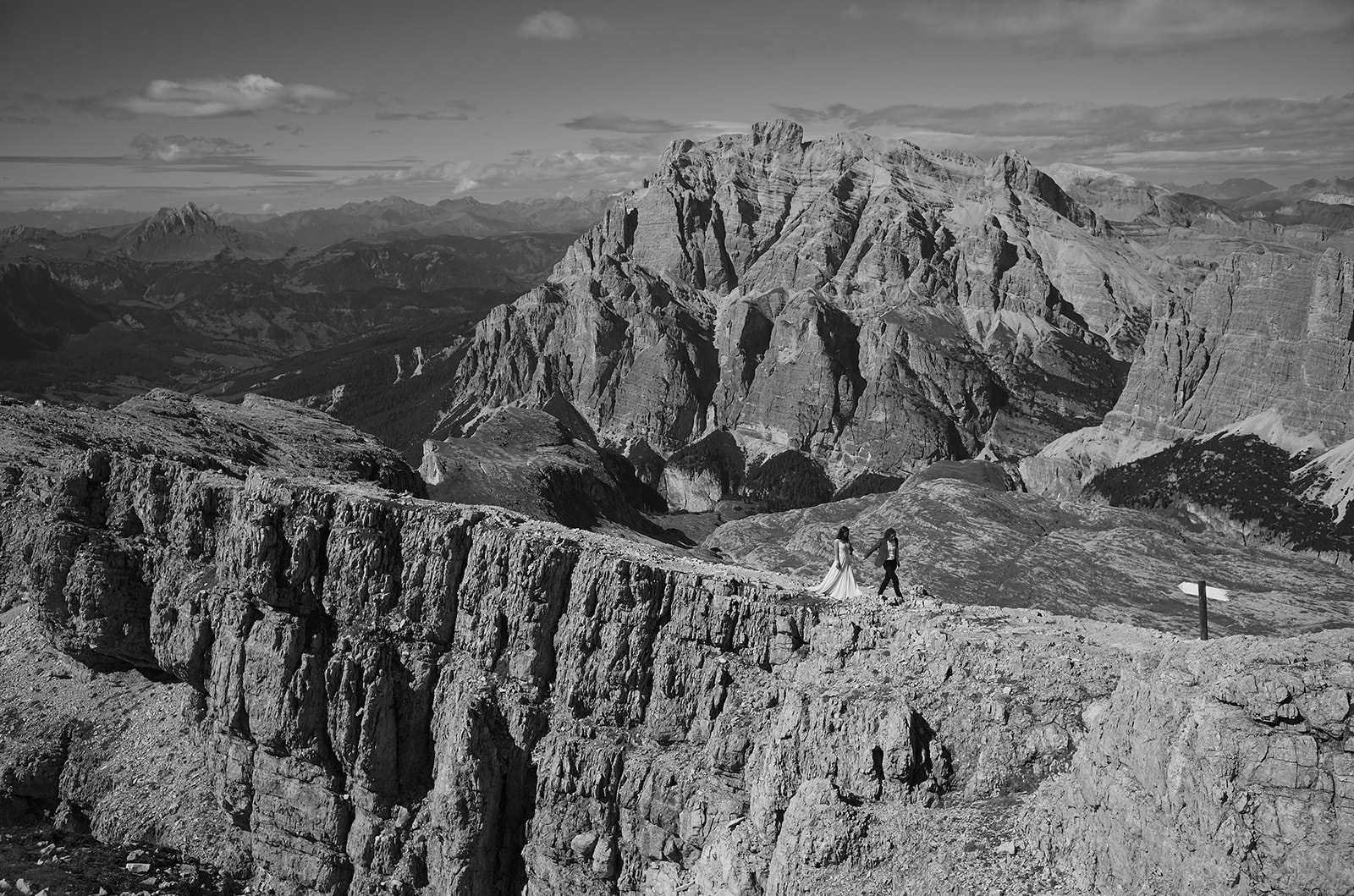 Bride and groom at Rifugio Lagazuoi in the Dolomites