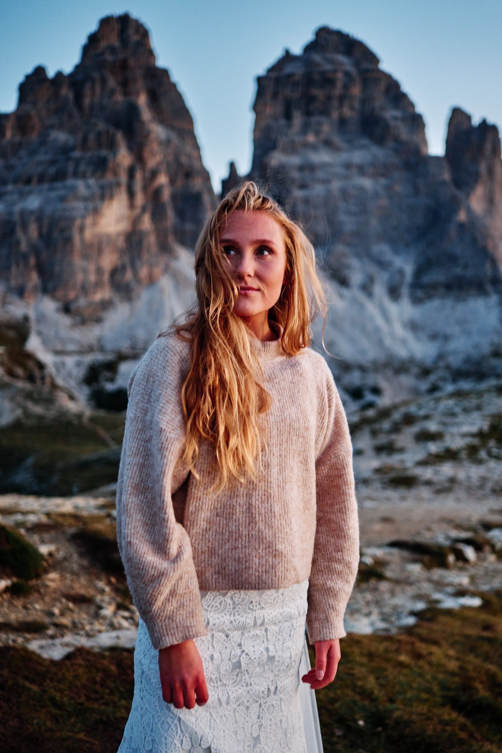 Moa — portrait at first light in the Dolomites