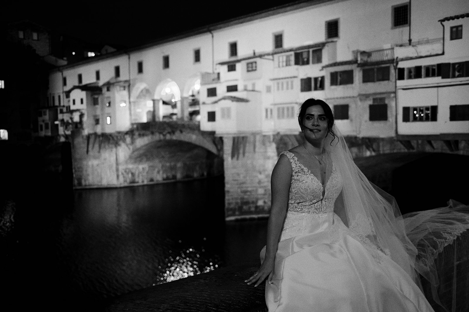 Elopement couple by the Ponte Vecchio at blue hour in Florence