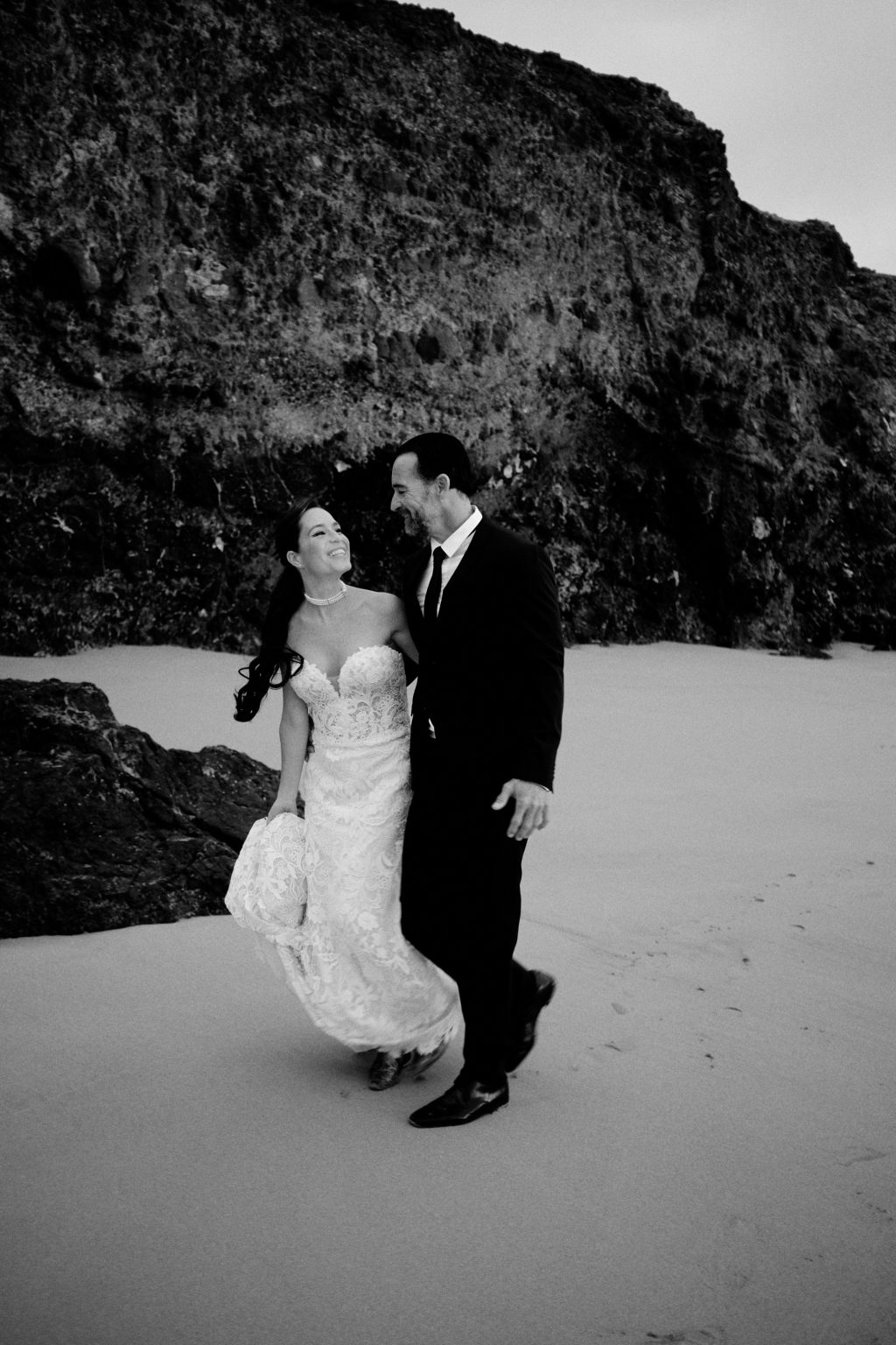 Couple on the coast in black and white, Lanzarote wedding
