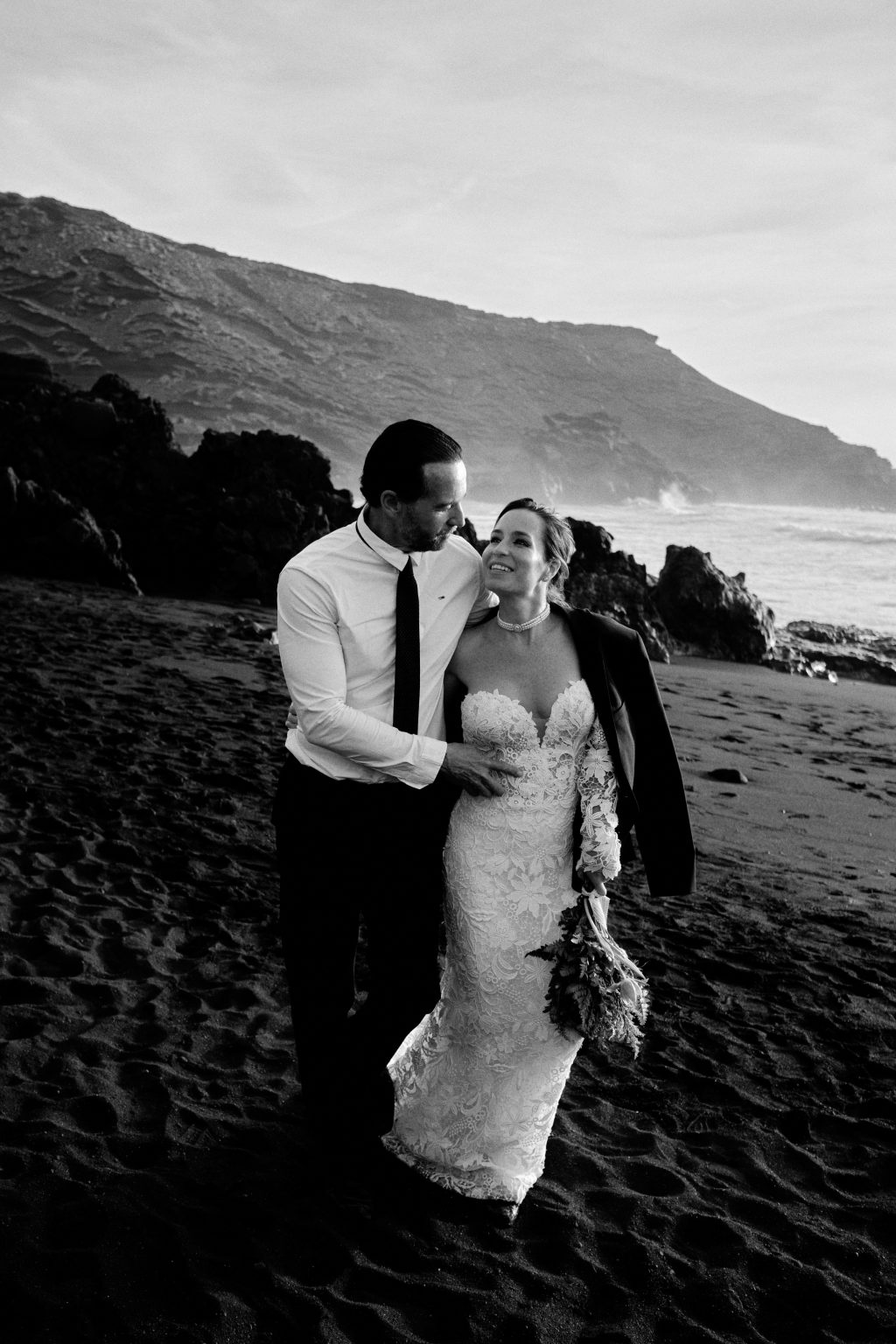 Juan and Laura at El Golfo, black and white, Lanzarote wedding photographer