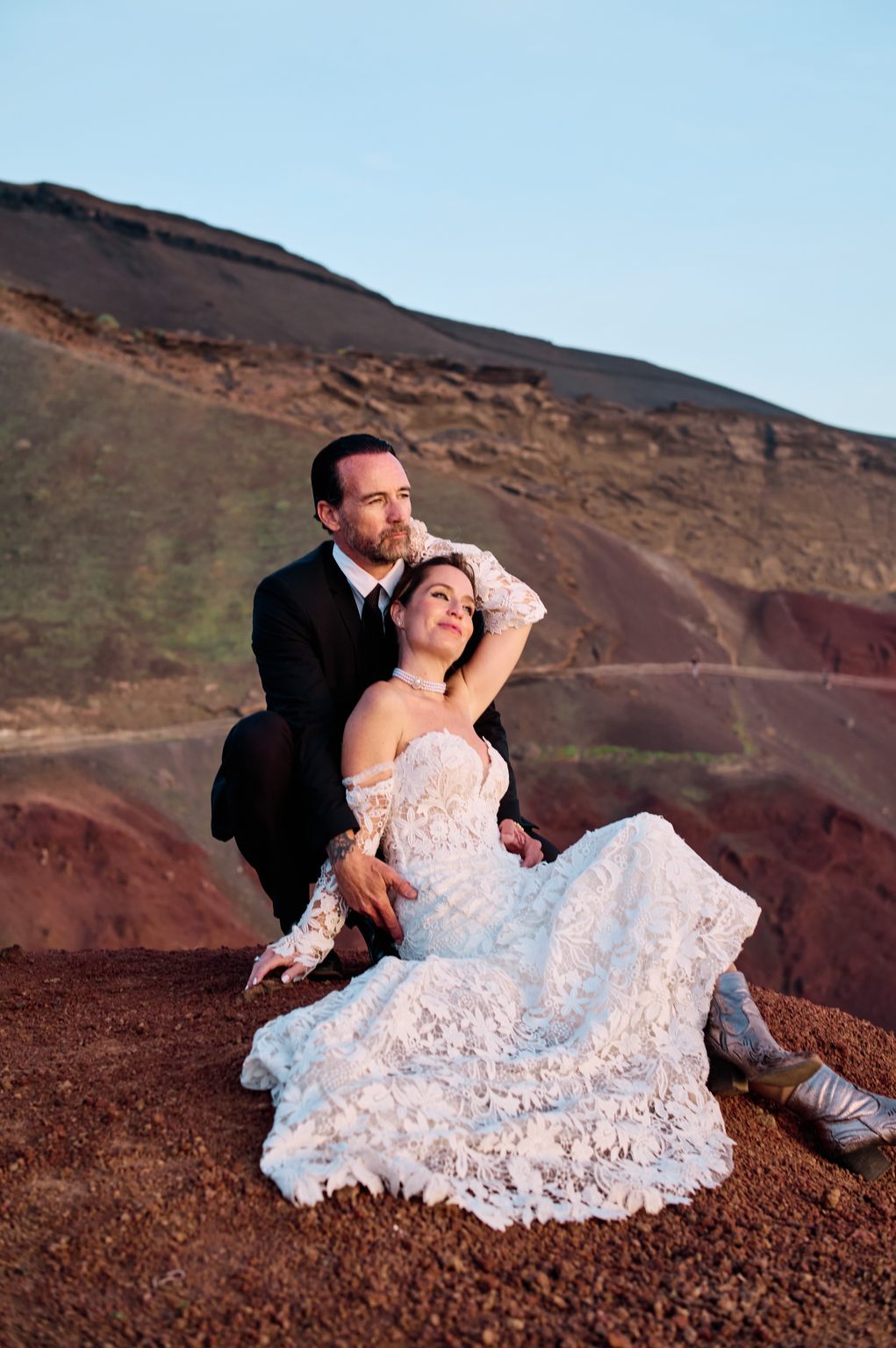 Couple at dusk, black and white, Lanzarote wedding photographer