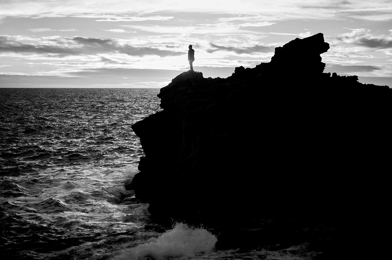 Sunset elopement at Cala del Toro, Mallorca