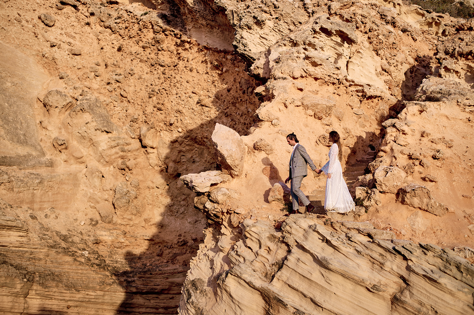 Mallorca elopement at Cala del Toro in the last light