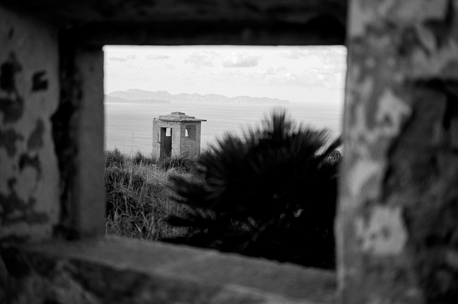 Monika and Lukasz at the Talaia d’Albercutx watchtower at dawn