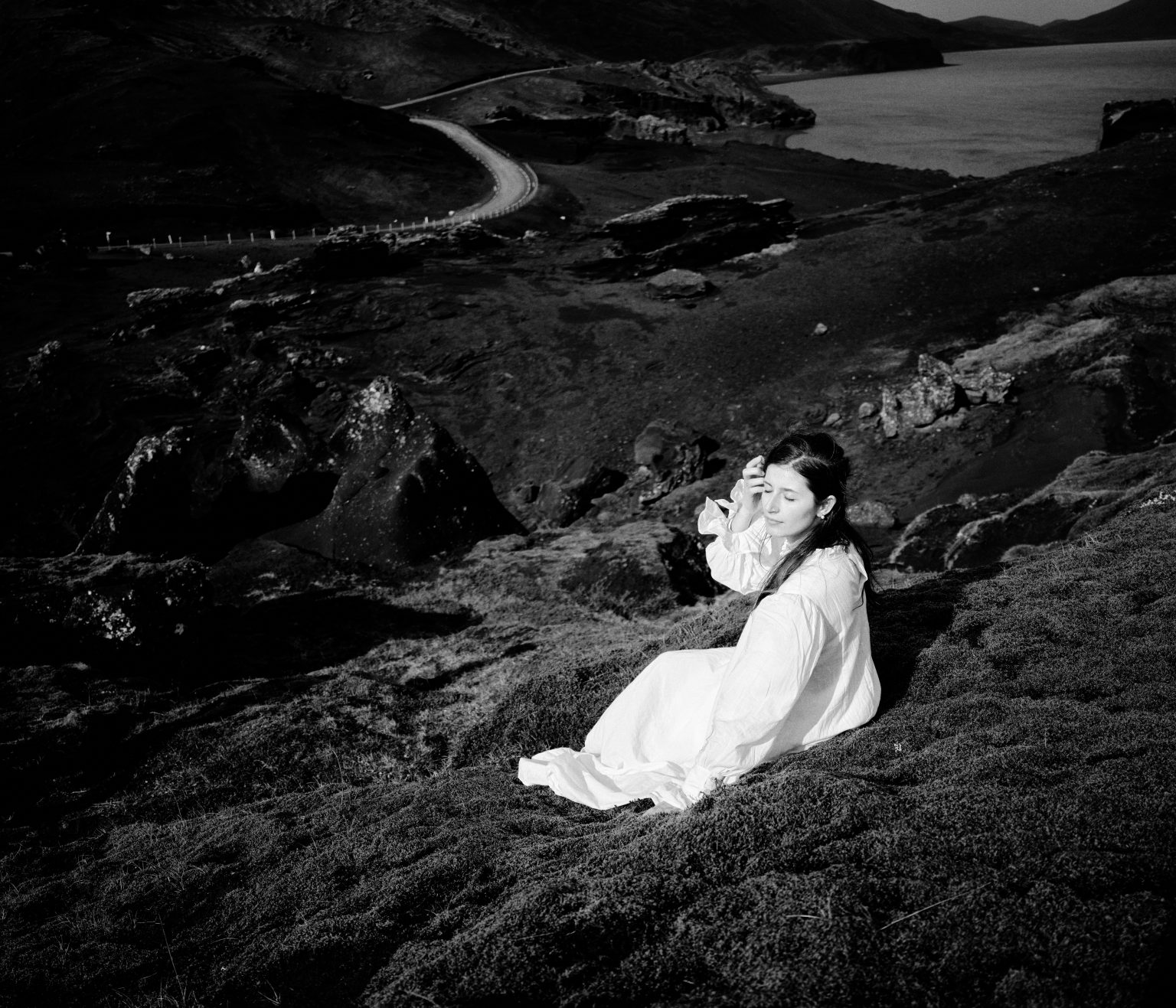 Bride on the slopes above Kleifarvatn, Reykjanes