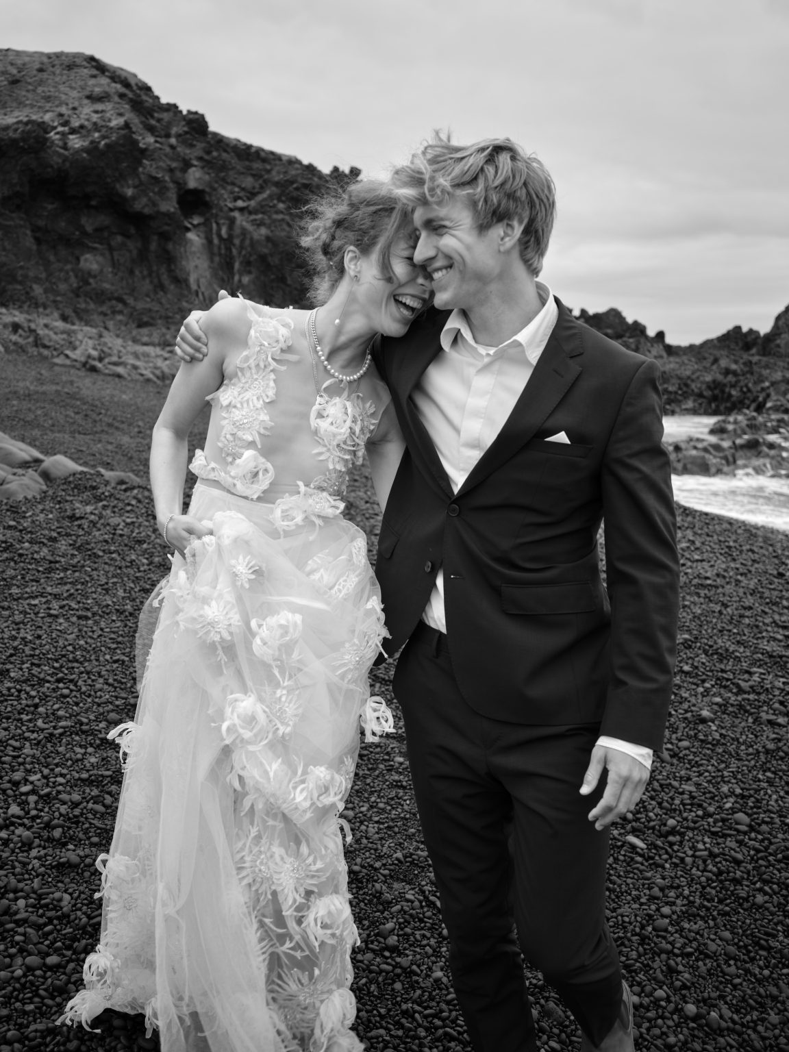Anna and Niklas close together on the Arnarstapi coast