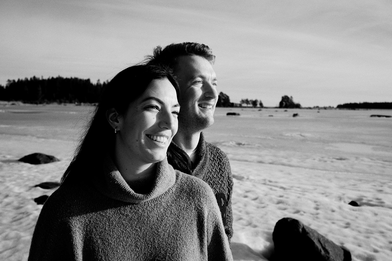 Bride-to-be on the snowy Baltic shore at Söderhamn, Sweden - Nordica Photography