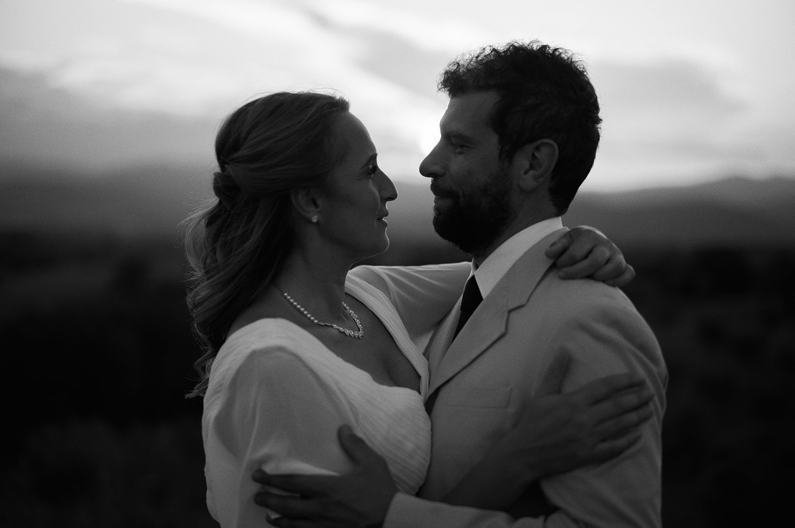 Monica and Marco in Montone, Umbria, in black and white