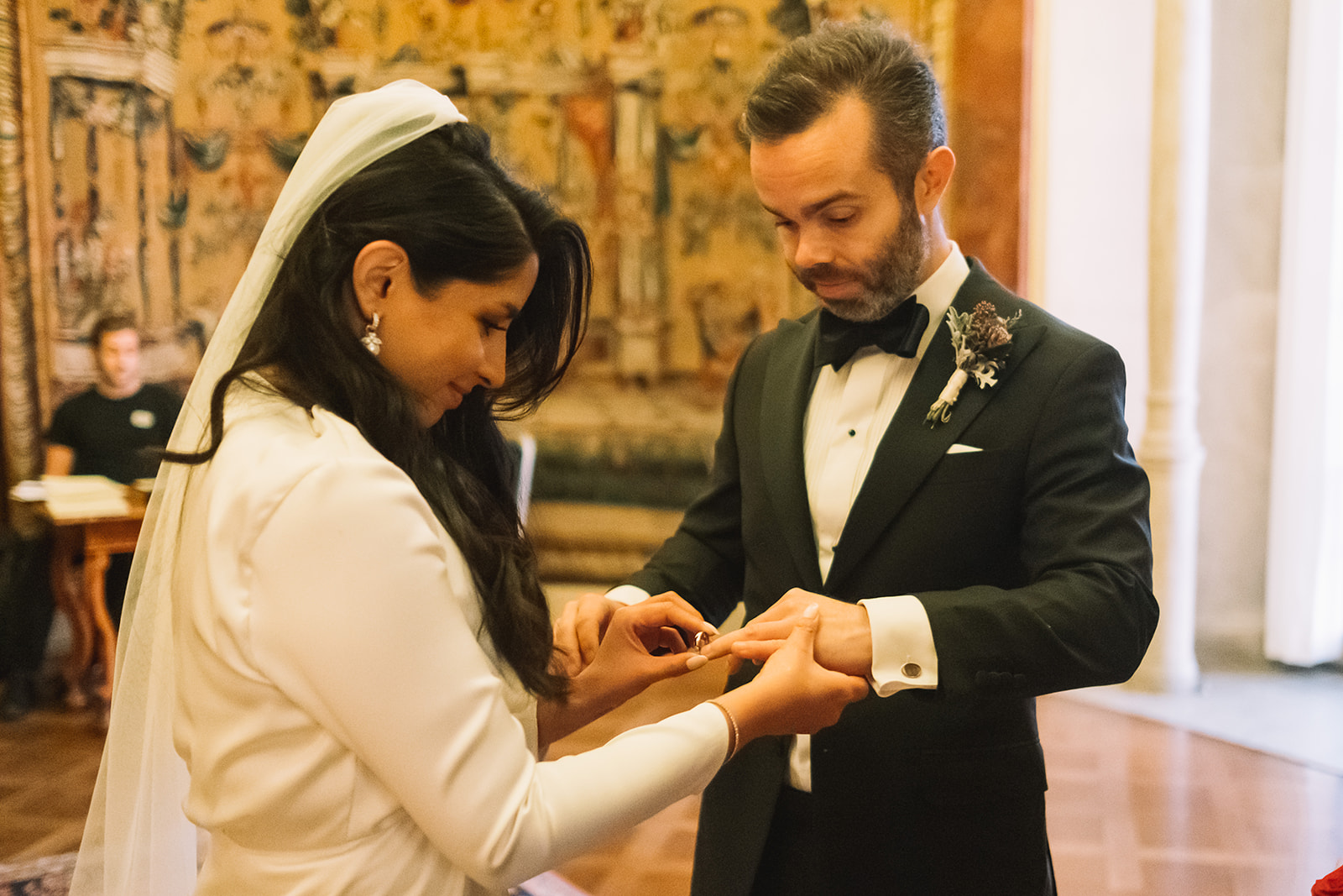 Exchanging rings at Stadshuset
