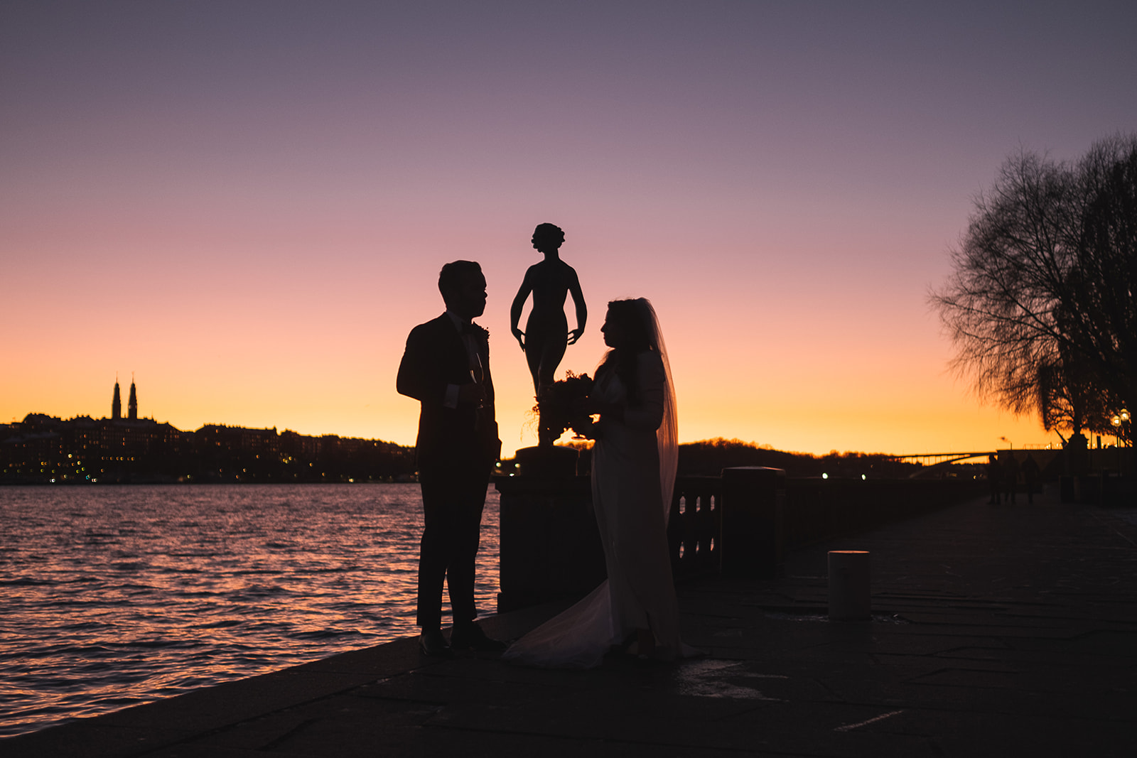 Silhouettes against the last of the light over Riddarfjärden
