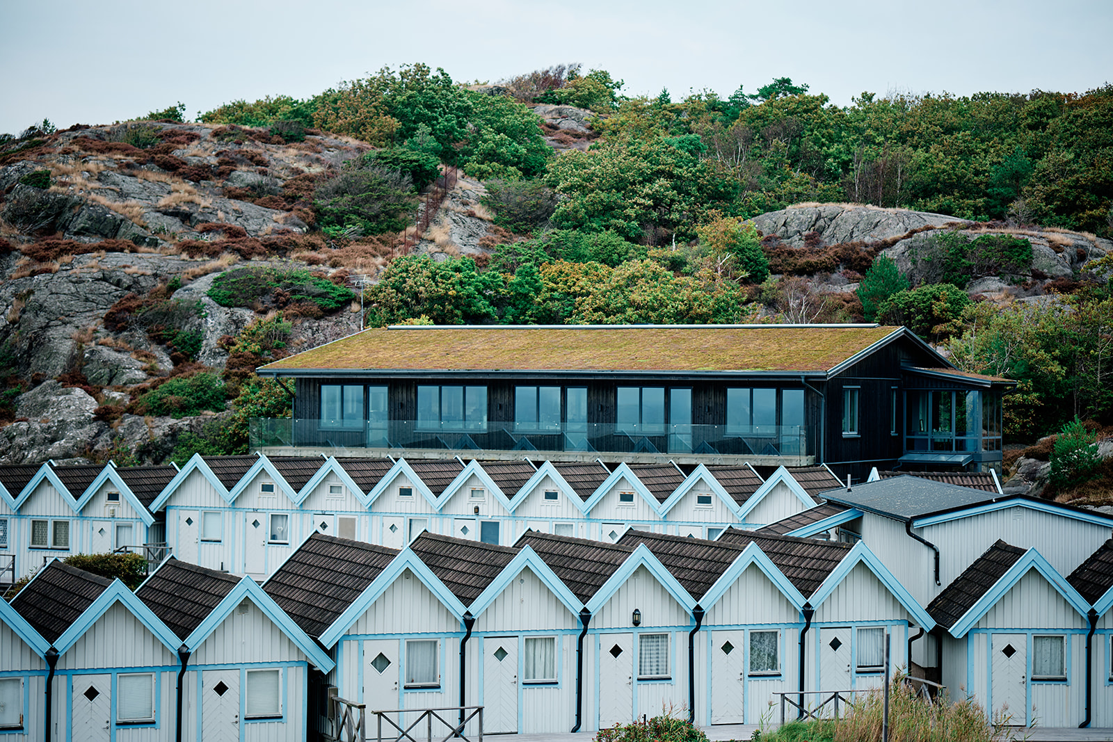 The bathing cabins and restaurant at Hovås Kallbadhus from above